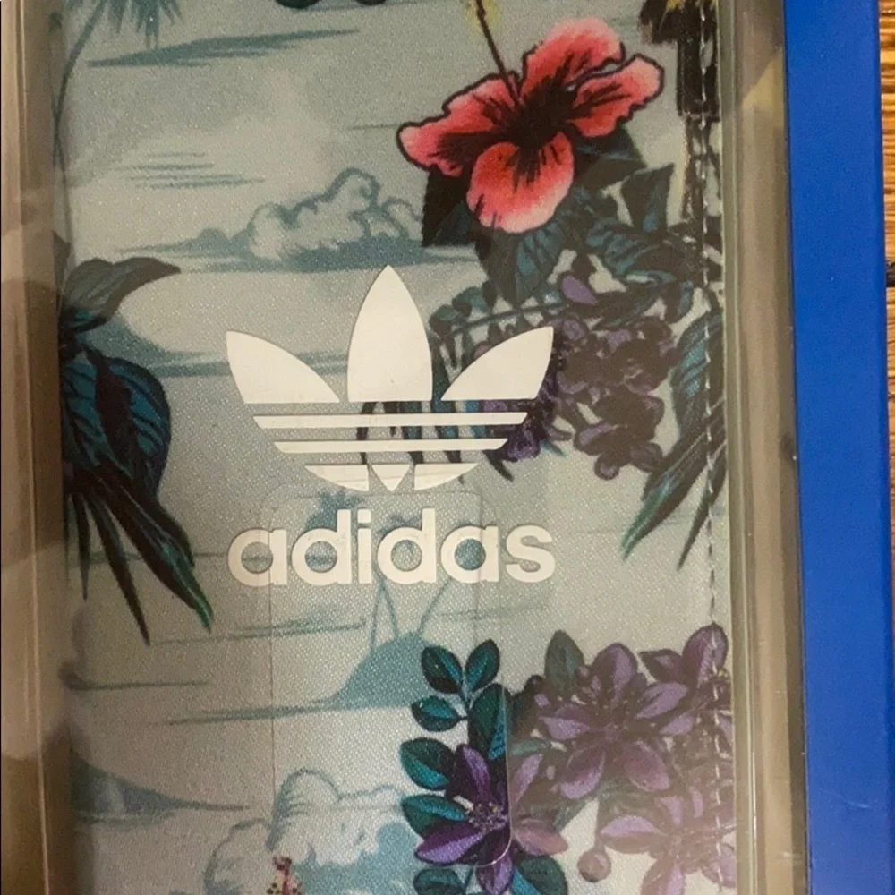 NWT Adidas IPhone booklet case for 6/6s/7/8